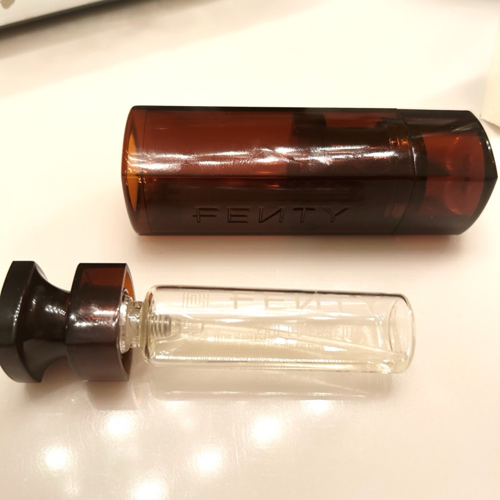 Fenty Eau de Parfum Atomizer and Travel Spray - Picture 2 of 4